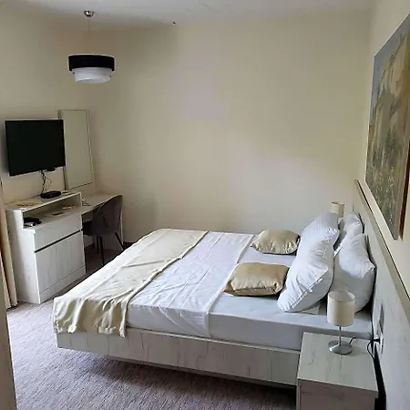 Rio 3* Podgorica